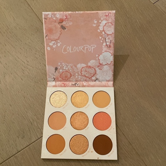 Colourpop Apricot me not pressed powder palette - Picture 2 of 5
